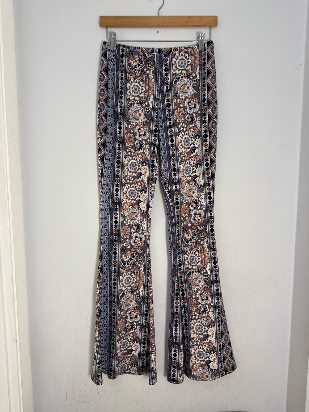 Soft Boho Brown/Blue Patterned Flare Leggings/Pants Summer Festival Size M